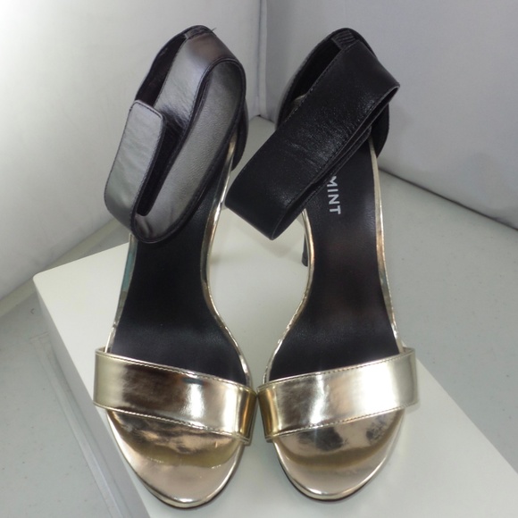 *SOLD* Open Toe Ankle Strap Stiletto Heels - Picture 2 of 7